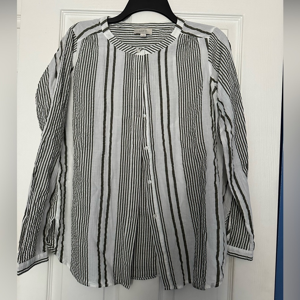 LOFT blouse